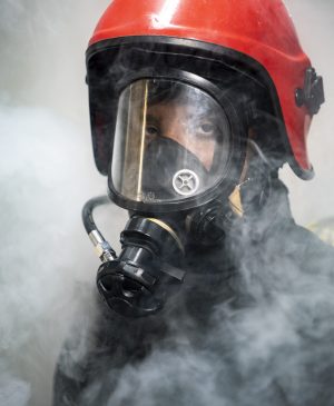 bombeiro-pronto-para-sua-missao